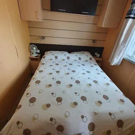 Charmante Maison No 5 * Apremont (Vendee)